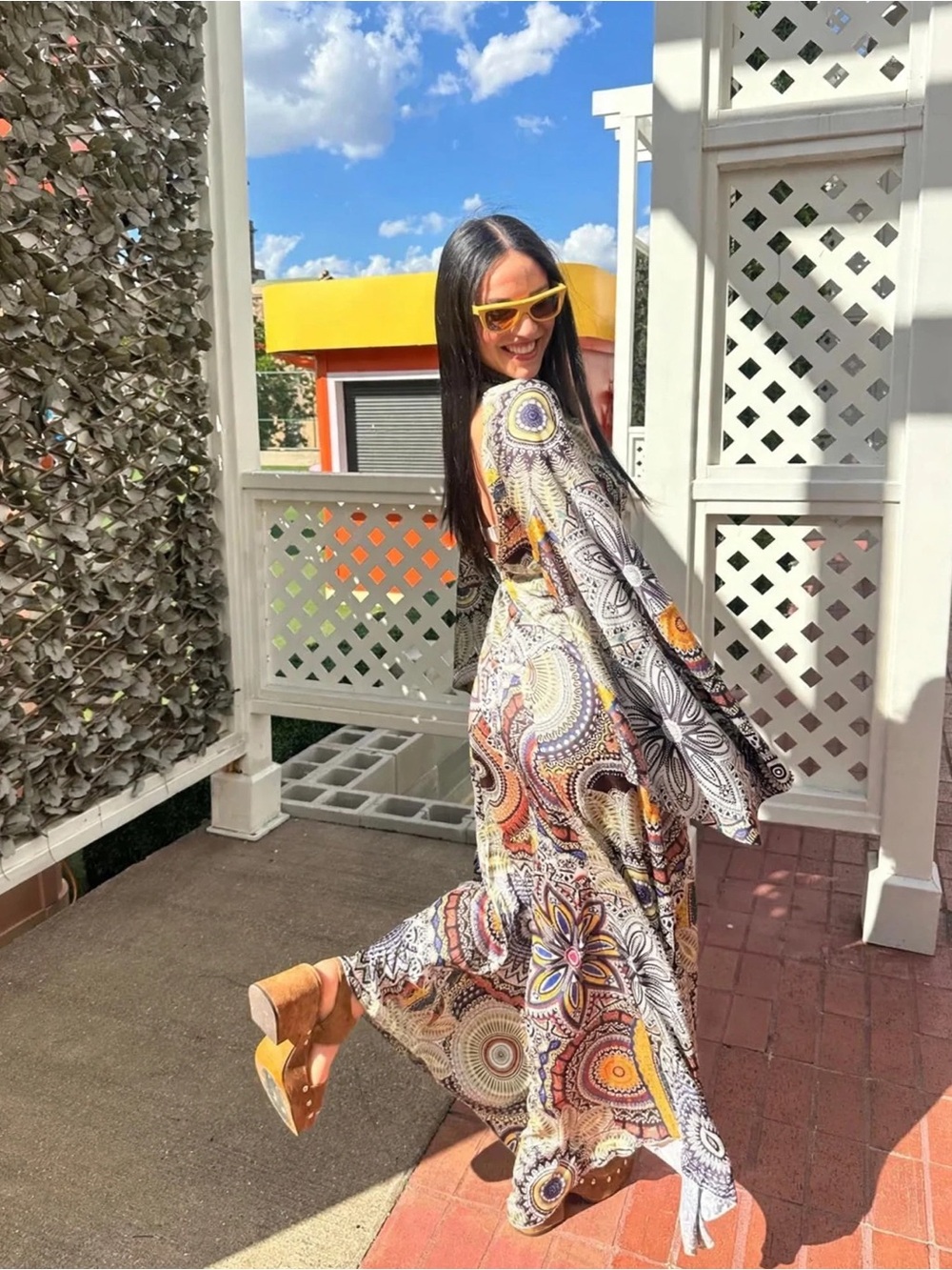 Alexis Sorano Dress Bohemian Paisley Print Maxi Dress in Multicolor size Medium. - Picture 5 of 16